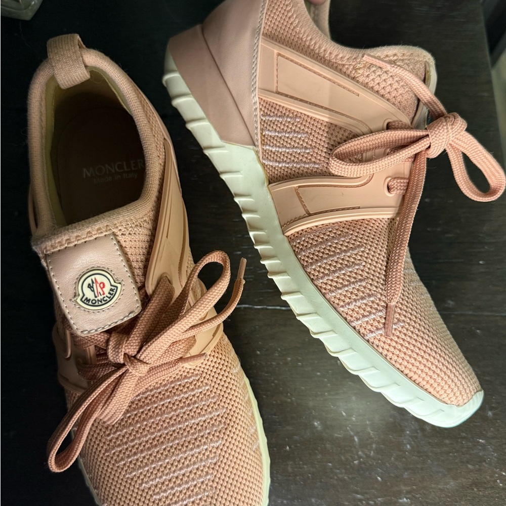 Moncler Women's Blush Sneakers blush pink. Size EU 37 (fits US 6.5-7)
